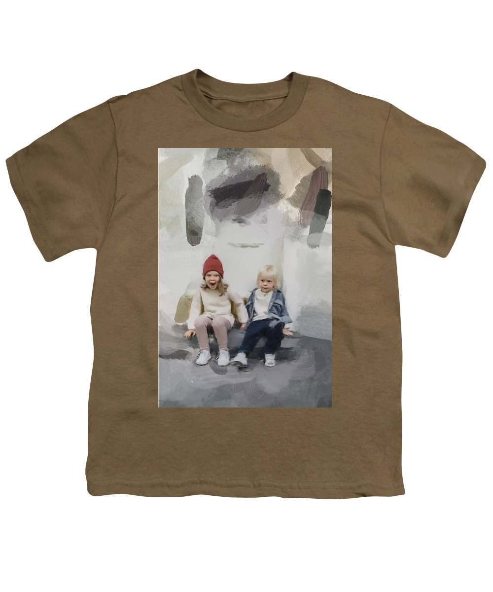 Kids Watching Passers-by - Youth T-Shirt